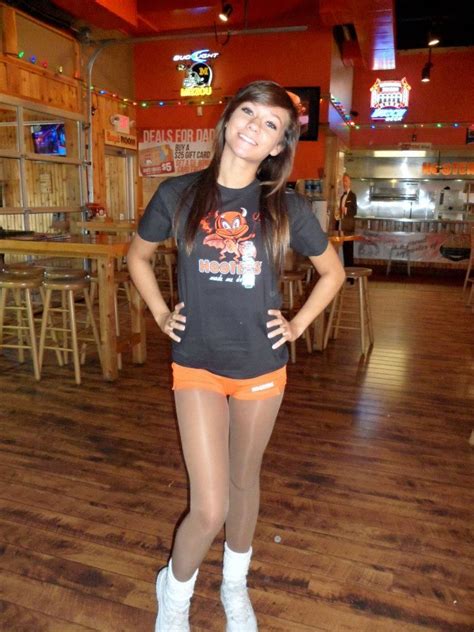 hooters pornhub|Hooters Videos – PornXP.